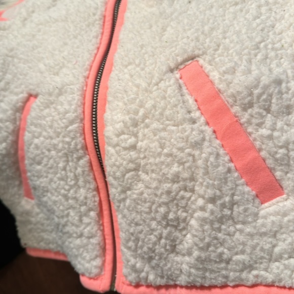 Cat & Jack Fleece Zippered Vest Multiple Pockets - Size 7/8. - Cream & Coral - Picture 3 of 5